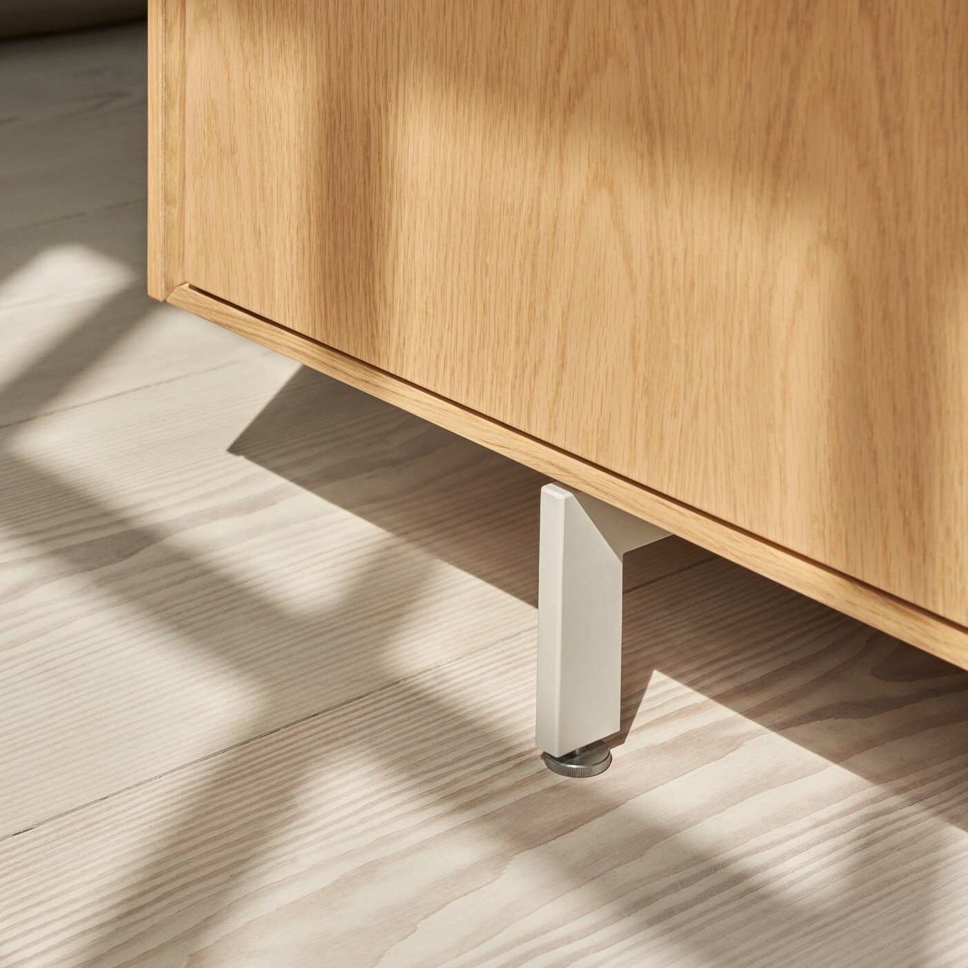 The new Vipp V2 Kitchen – Where warmth meets precision