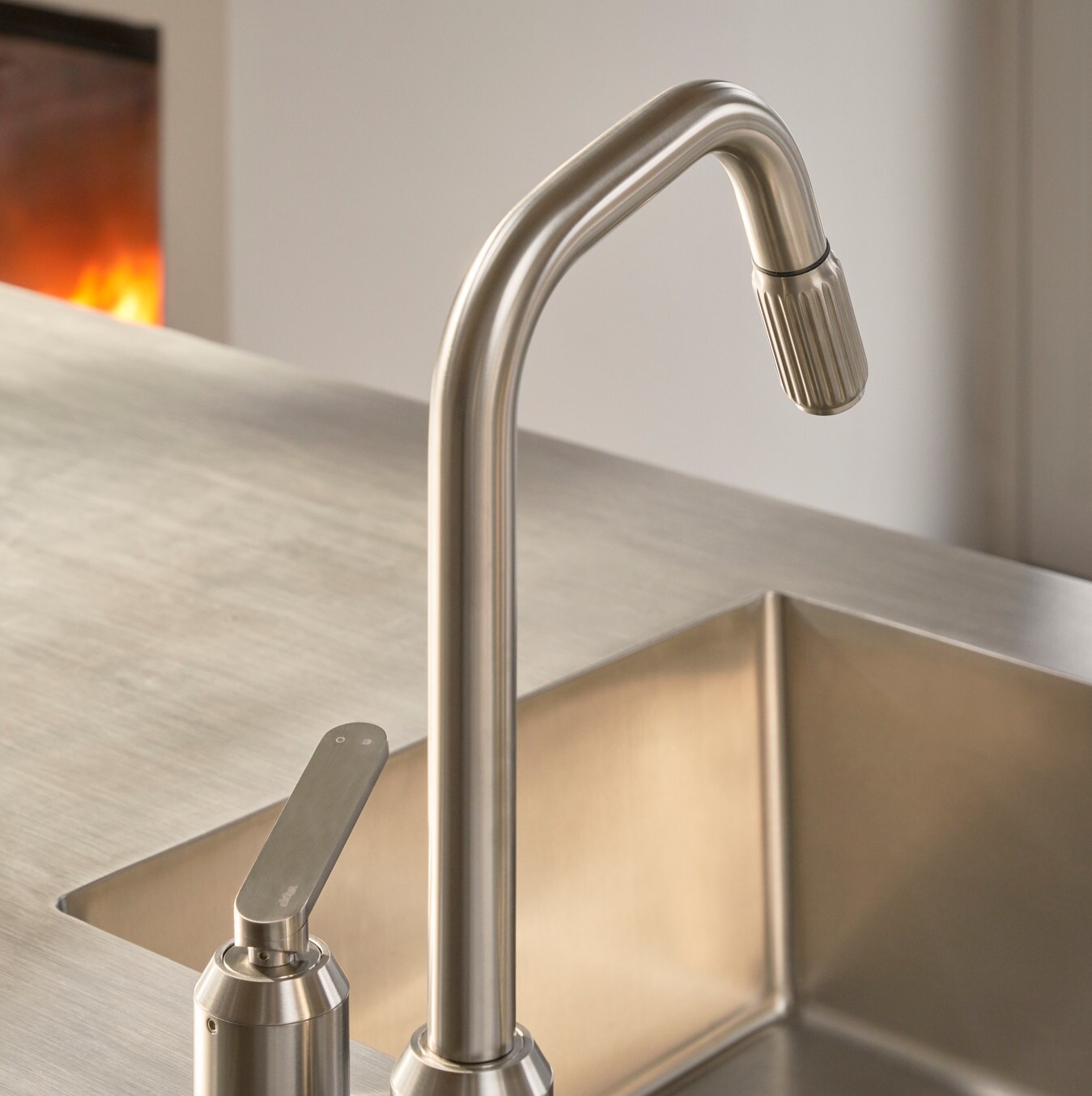 The new Vipp V2 Kitchen – Where warmth meets precision