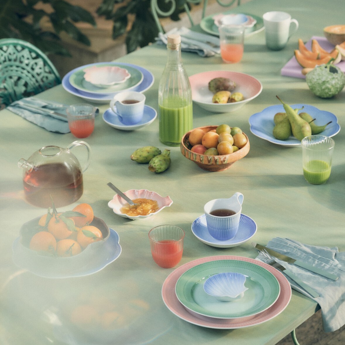 Iris from Royal Copenhagen – Celebrating Life in Colour