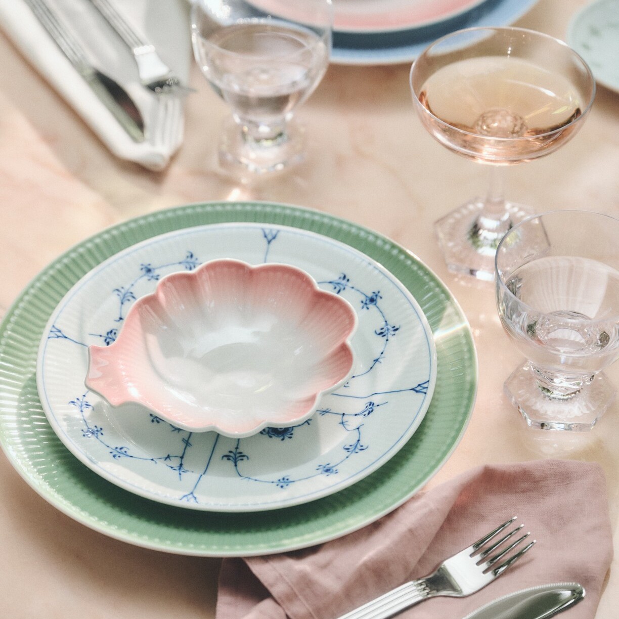 Iris from Royal Copenhagen – Celebrating Life in Colour