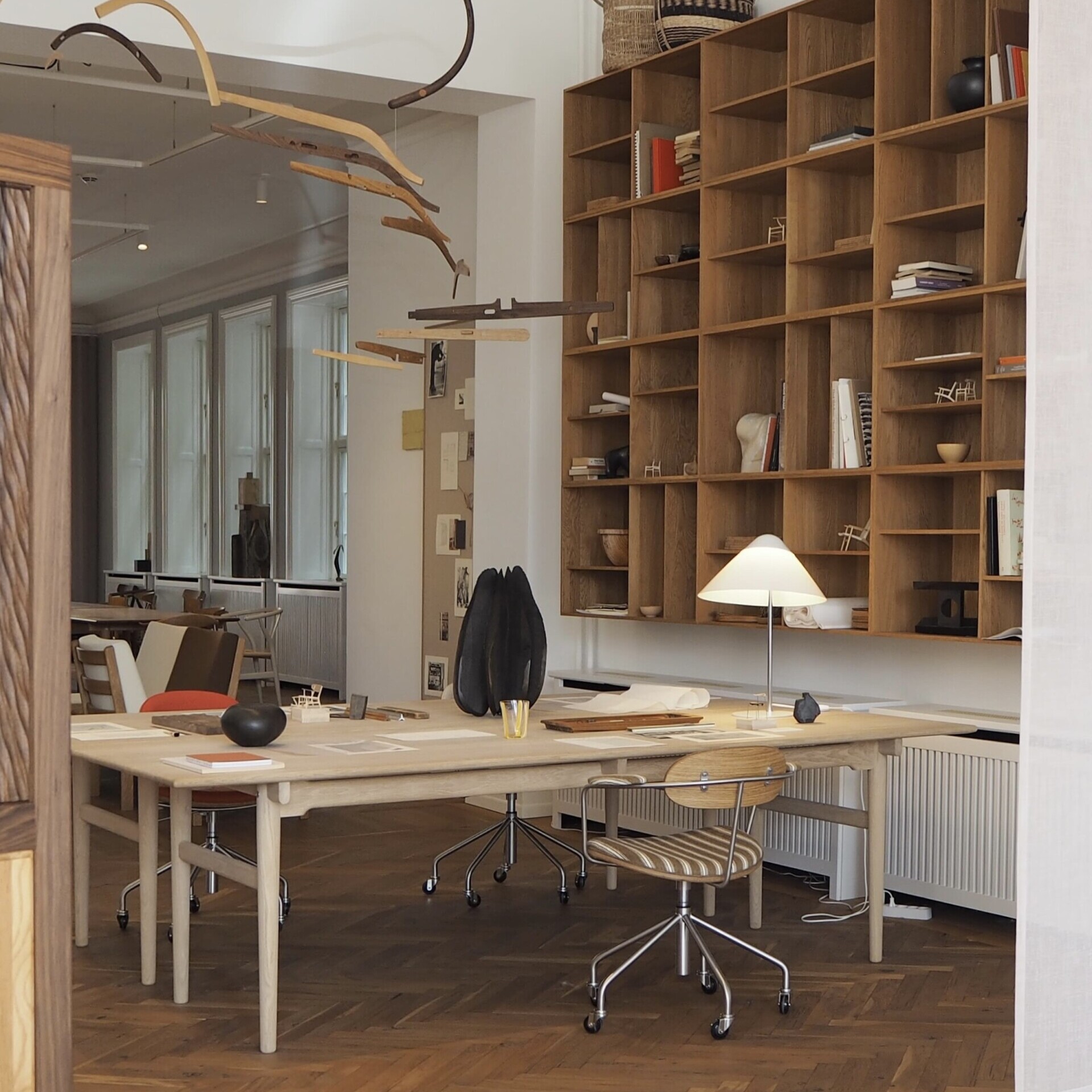 The Wishbone Chair by Carl Hansen & Søn – A Nordic Design Icon with Holloways of Ludlow
